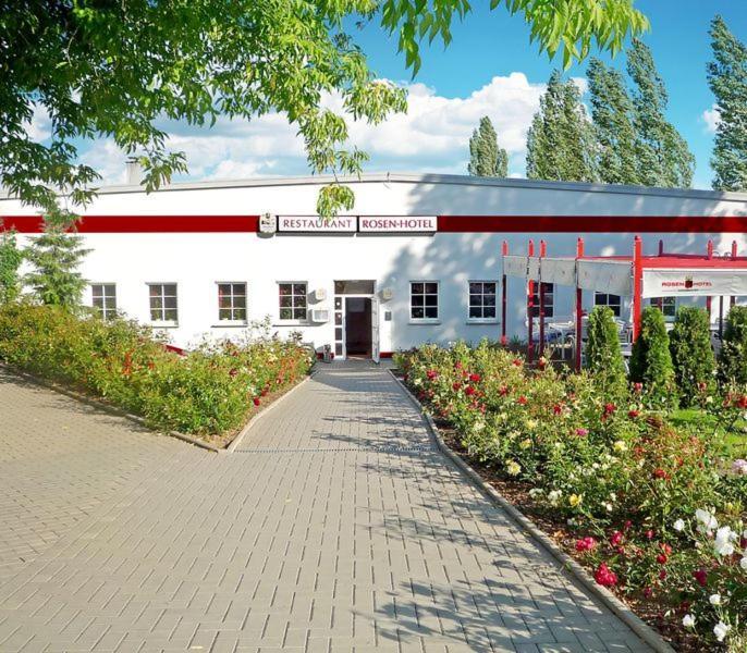 Rosen-Hotel Sangerhausen Exteriör bild