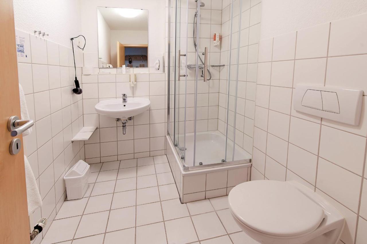 Rosen-Hotel Sangerhausen Exteriör bild