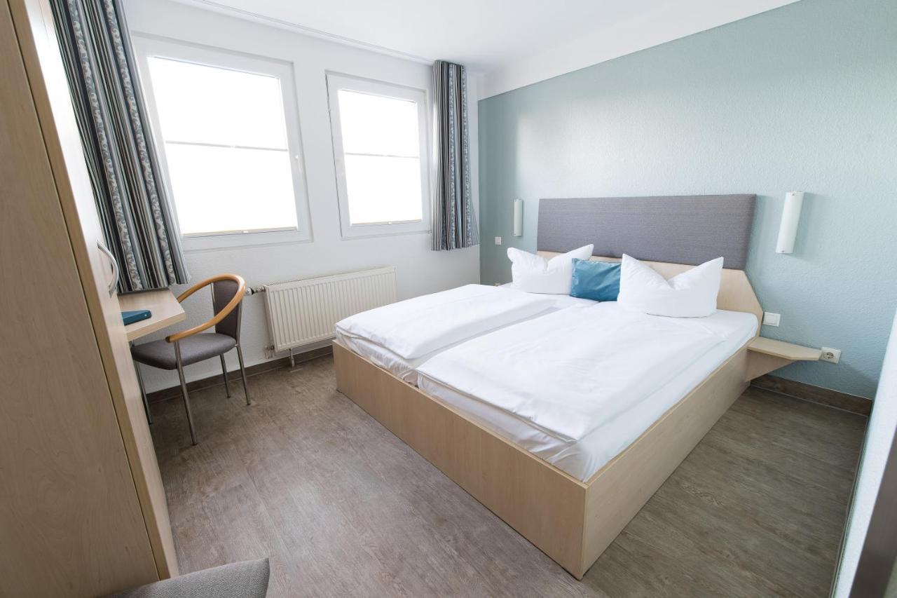 Rosen-Hotel Sangerhausen Exteriör bild