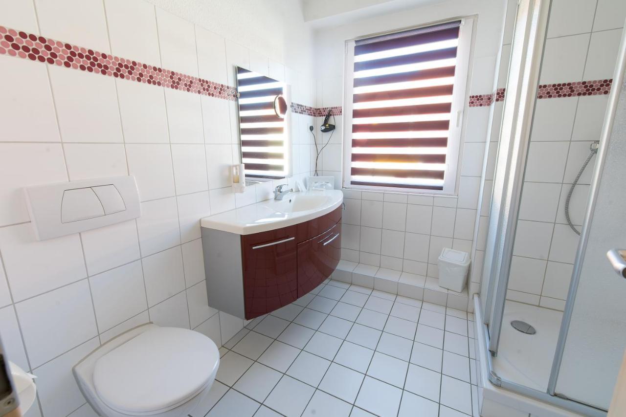 Rosen-Hotel Sangerhausen Exteriör bild