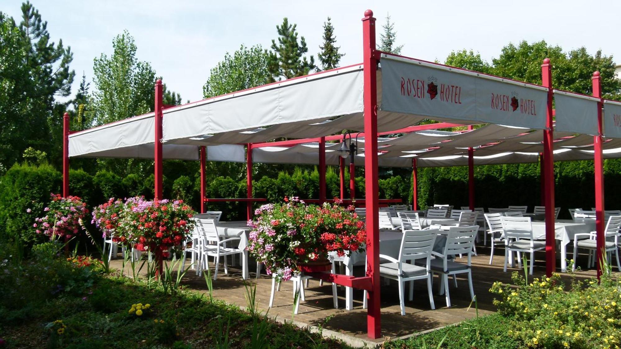 Rosen-Hotel Sangerhausen Exteriör bild