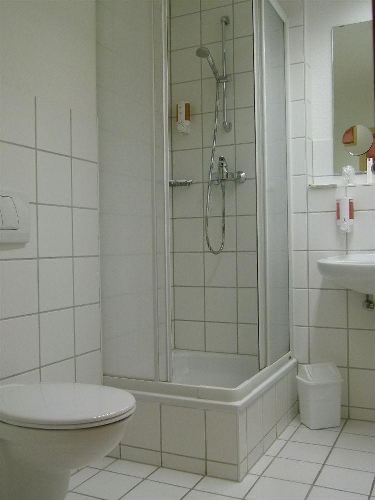 Rosen-Hotel Sangerhausen Exteriör bild